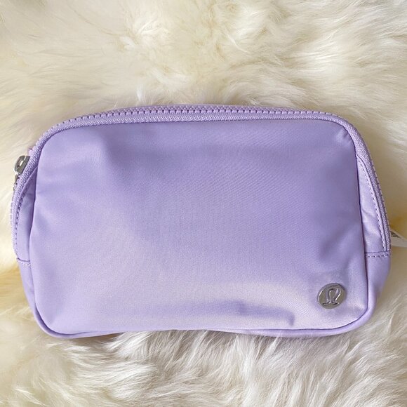 NWT Lululemon Everywhere Belt Bag 1L Wordmark - Lilac Ether - Picture 2 of 8